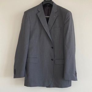 Ermenegildo Zegna Men’s Suit Jacket- Made in Italy- Gray Pinstripes Size 48